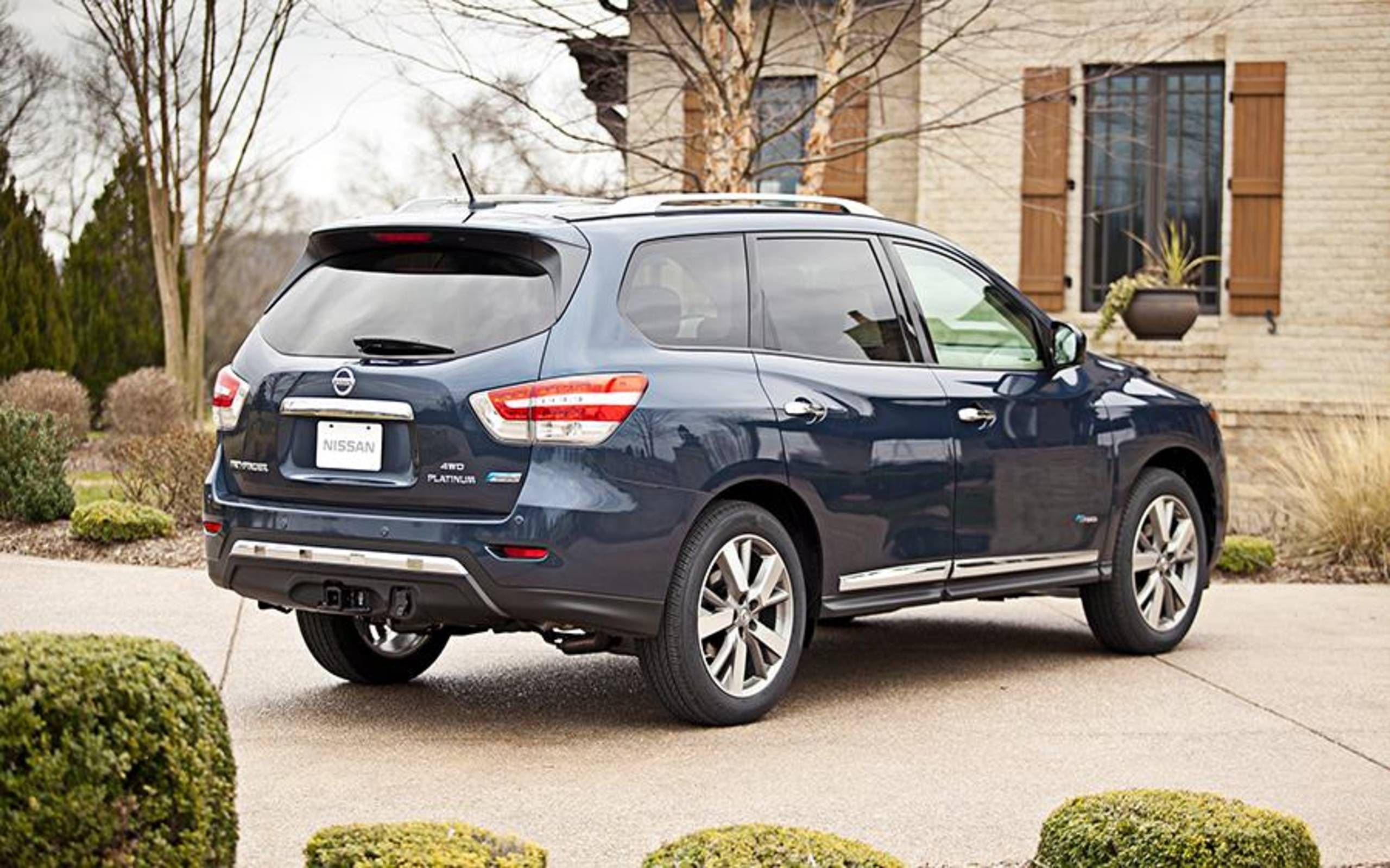 nissan pathfinder 2014 price