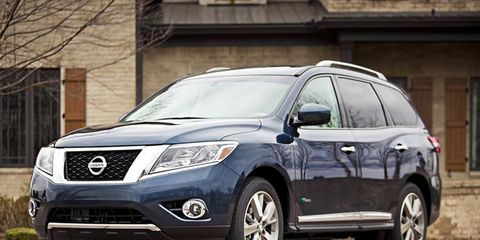 The Nissan Pathfinder Hybrid's 2.5-liter engine will offer performance almost identical to the 3.5-liter gas version.