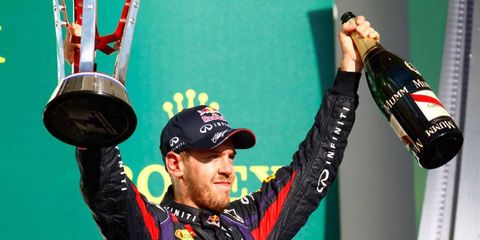 Sebastian Vettel eclipsed the single-season record for consecutive Formula One victories with his win on Sunday in Austin, Texas.
