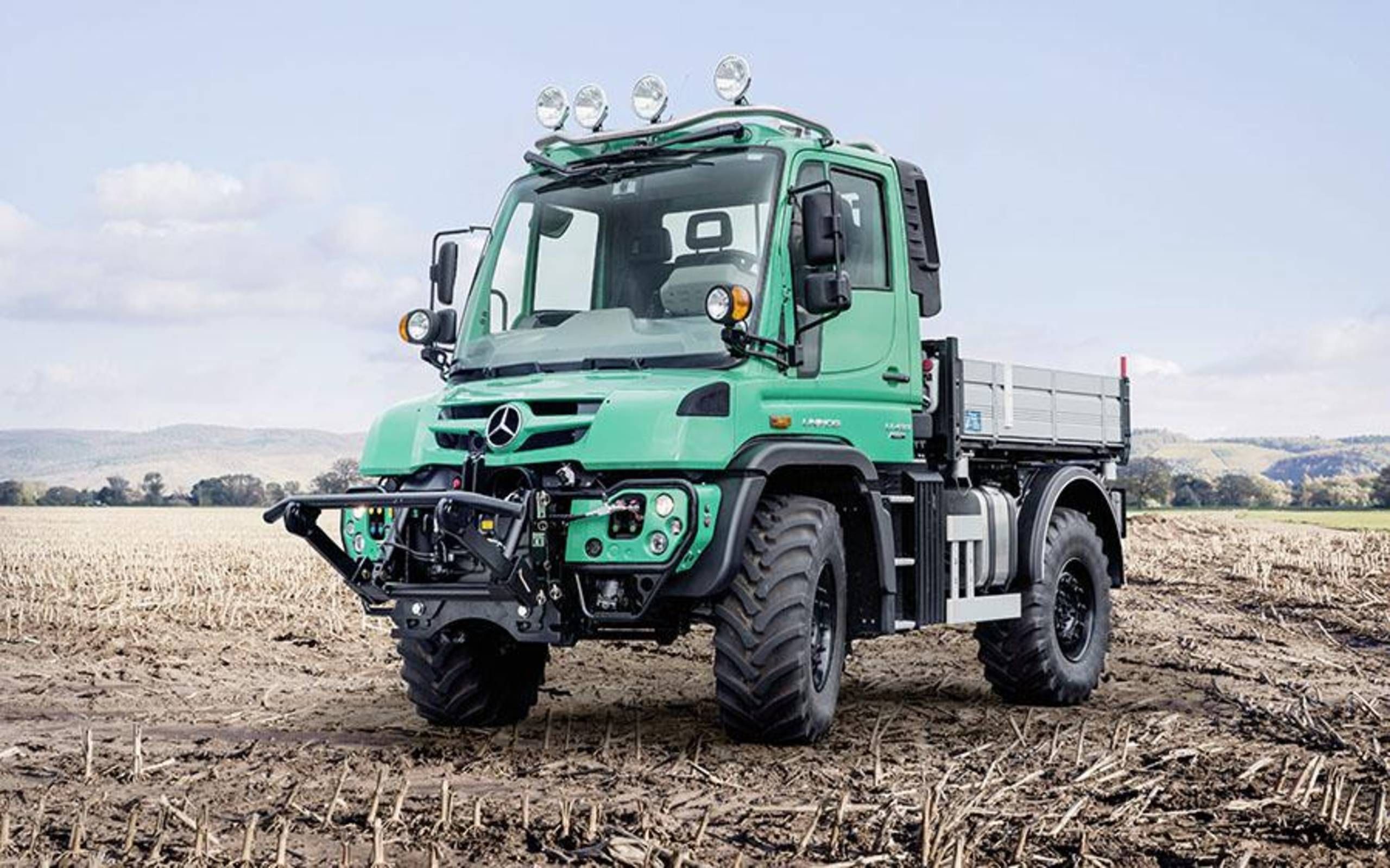 Mercedes-Benz rolls out new Unimog
