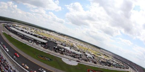 Could adding Rockingham back to the NASCAR Sprint Cup schedule make things more exciting?