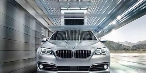 The 2014 BMW 535i xDrive Sedan is perfect in aesthetics and size.