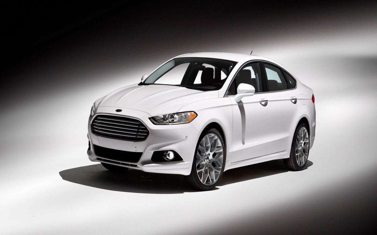 High priced and high functioning 2015 Ford Fusion Titanium AWD review