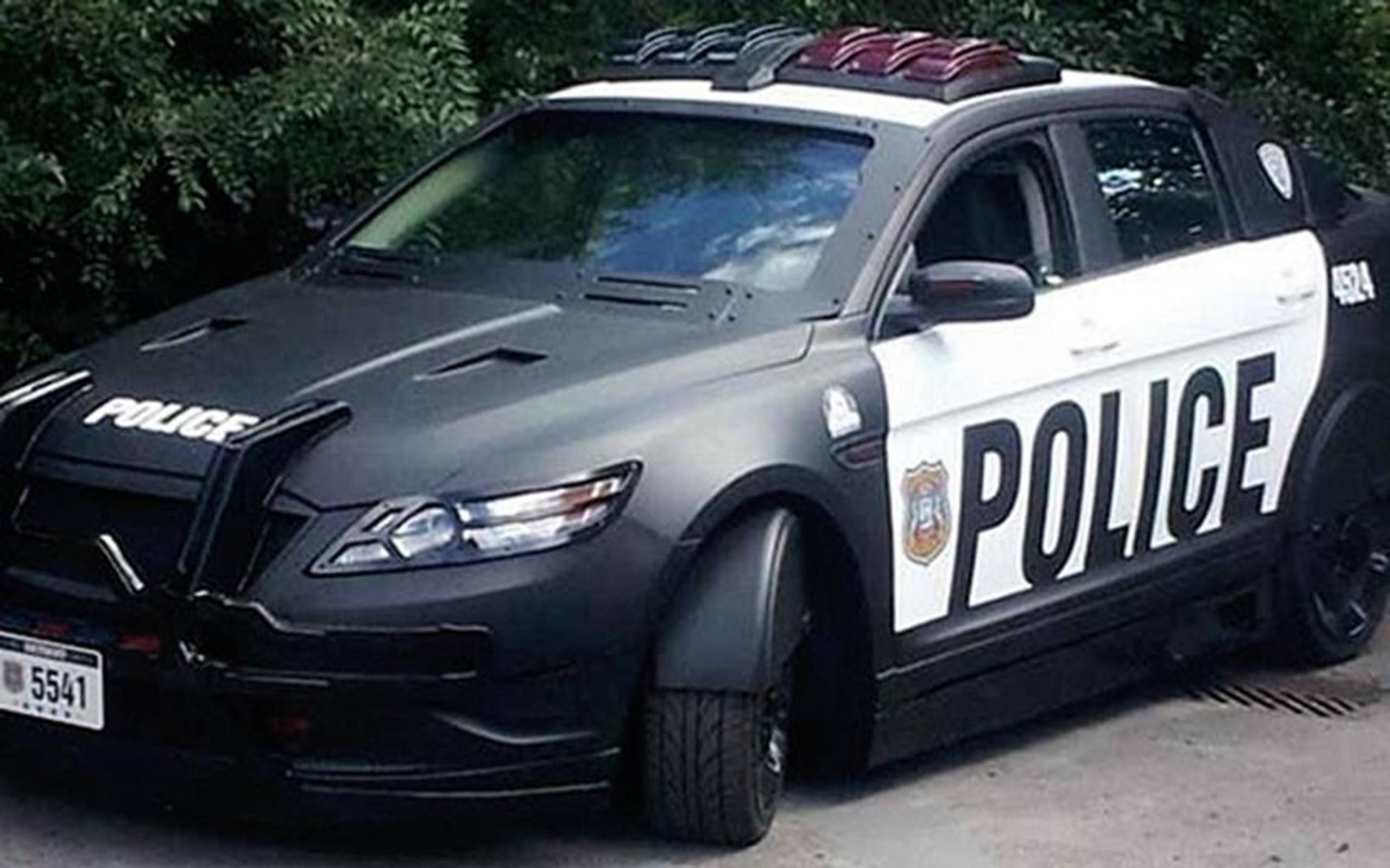 Ford taurus robocop