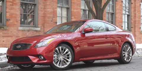 The 2014 Infiniti Q60S is one of the few luxury coupes that still offers a manual. This one, however, did not.