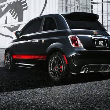 A six-speed automatic transmission in Fiat's hot Abarth is sure to drum up sales appeal.