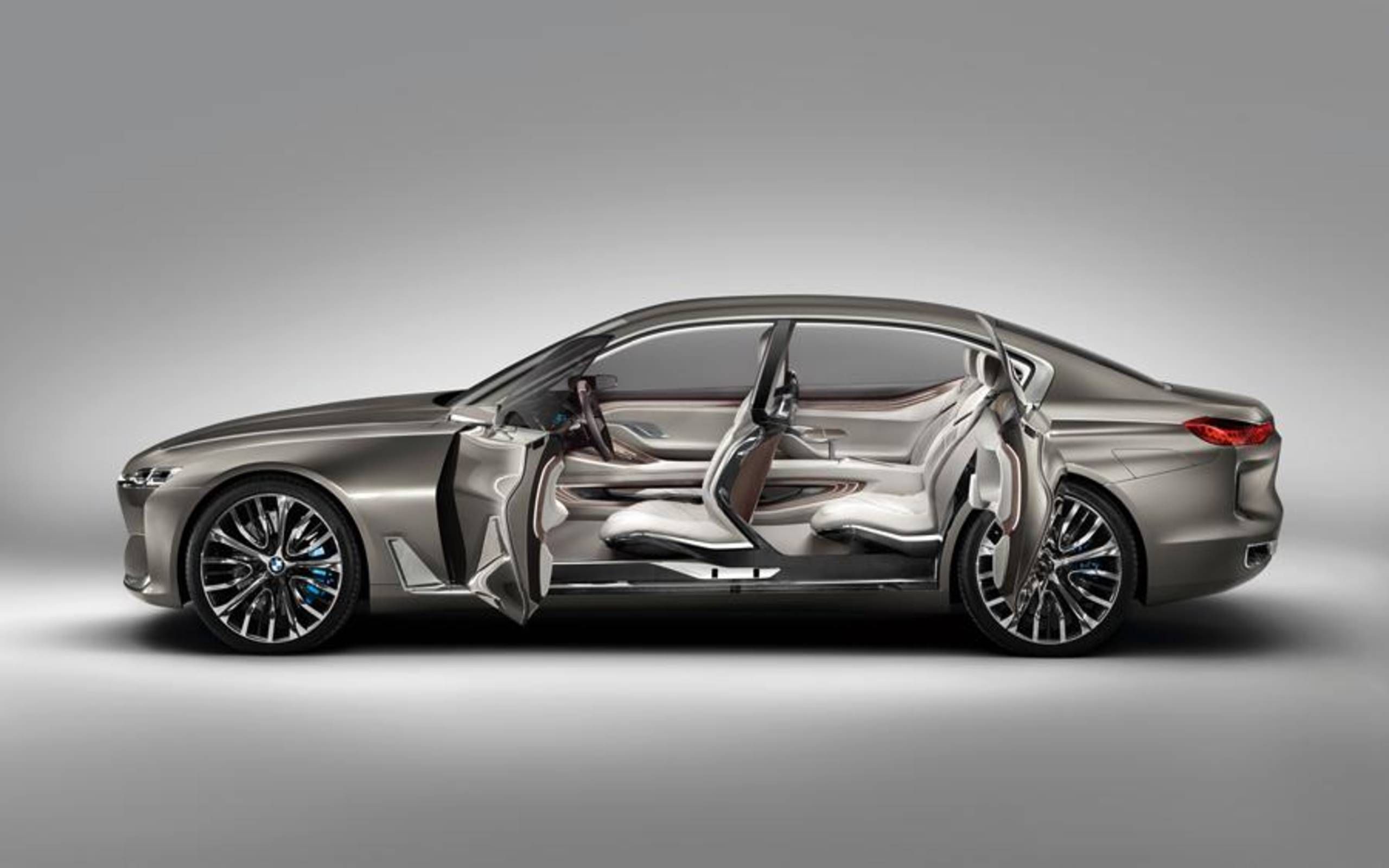 Next BMW 7 series previewed in Vision Future Luxury concept