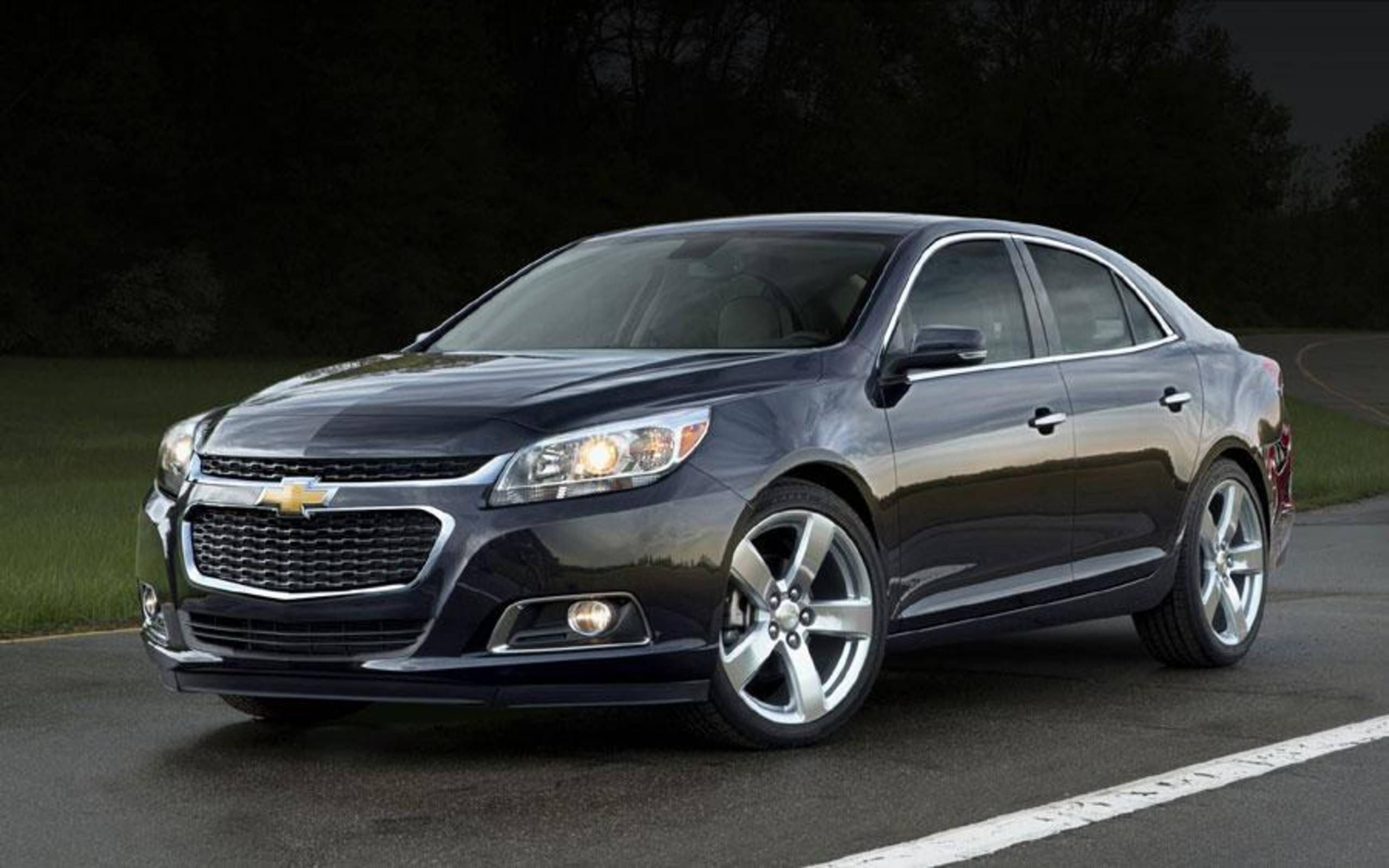 Модели шевроле. Chevrolet Malibu 2021. Chevrolet Malibu 2015. Шевроле Малибу 2014. Chevrolet седан Малибу.