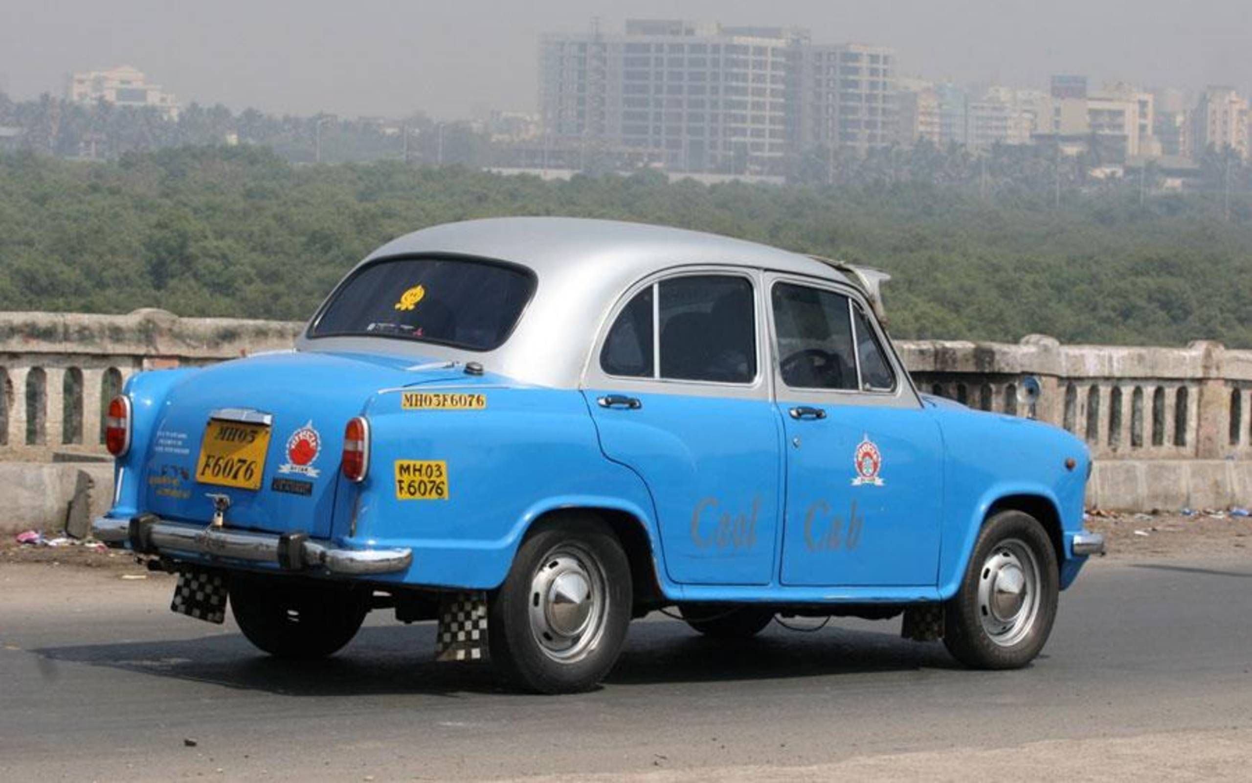 Hindustan Ambassador first drive
