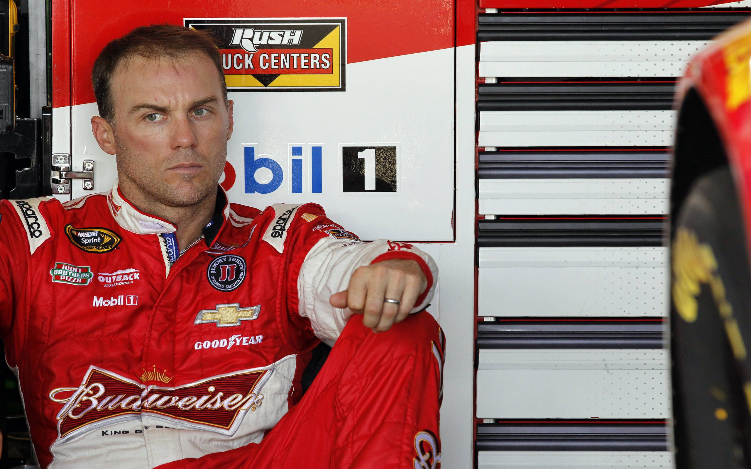 Chevy NASCAR driver Kevin Harvick favored to win Sprint Cup
