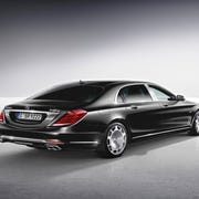 The 2016 Mercedes-Maybach returned after a small hiatus at the Los Angeles Auto Show.