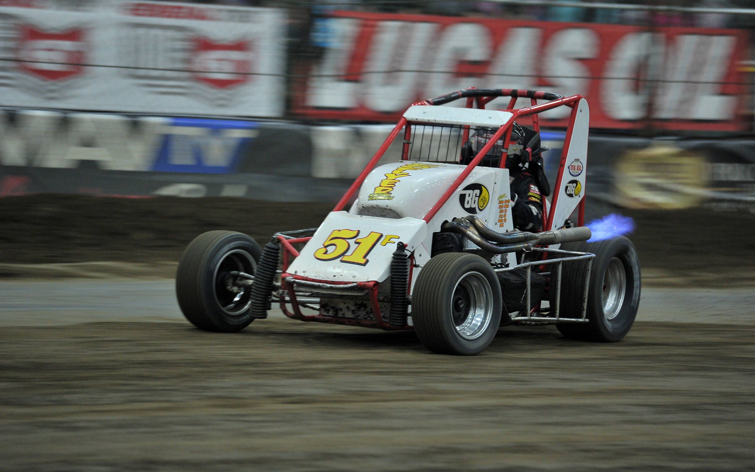 Tony Stewart repping the Rico Abreu “Mullet Hat” at the Chili Bowl :  r/NASCAR