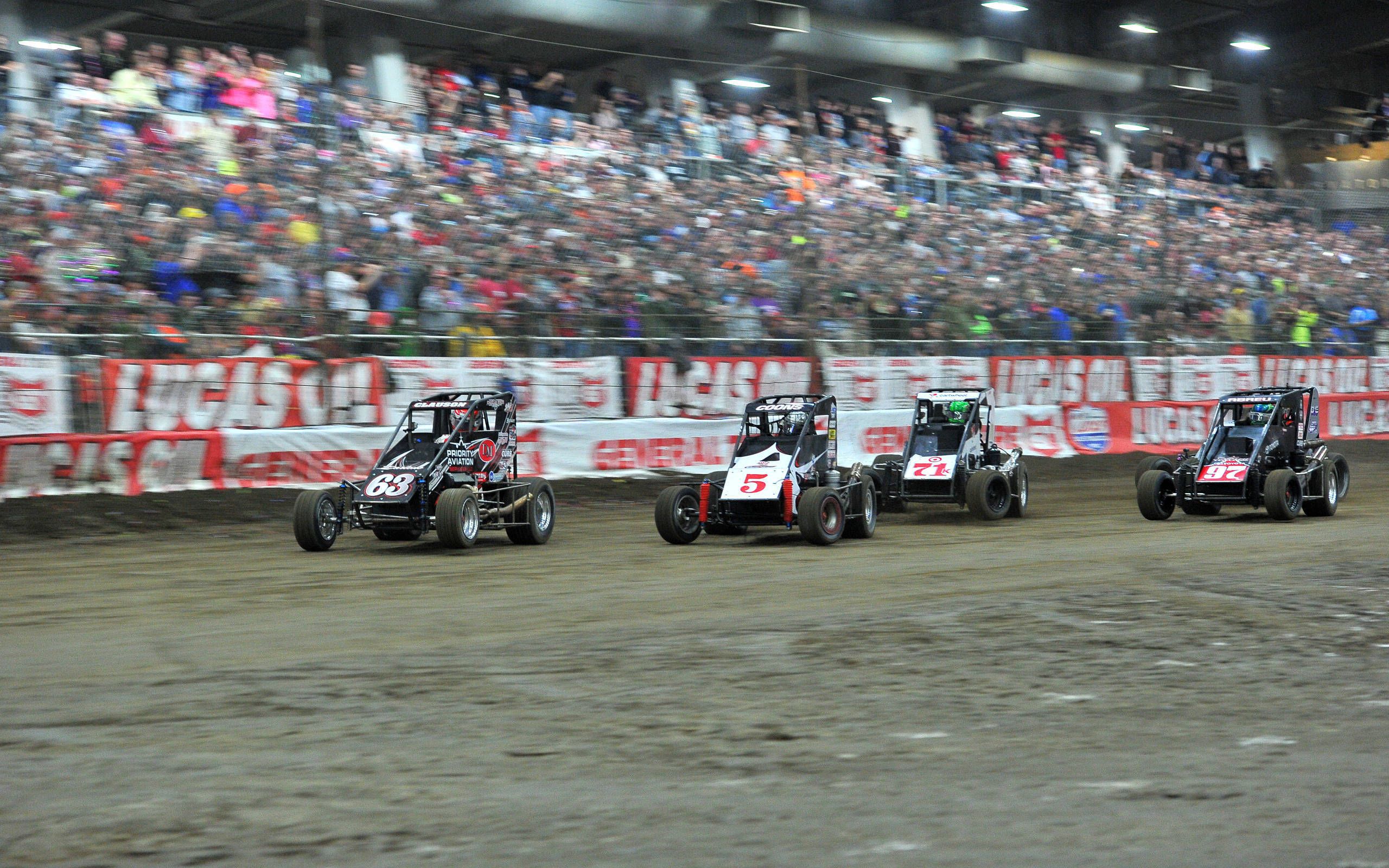 Tony Stewart repping the Rico Abreu “Mullet Hat” at the Chili Bowl :  r/NASCAR