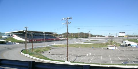 NASCAR is one step closer to returning to Fairgrounds Speedway Nashville after Speedway Motorsports Inc. and the track leaseholders reached an agreement.