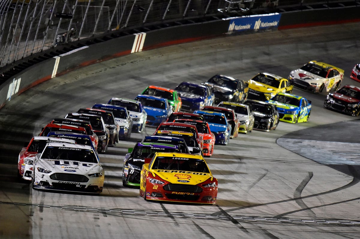 Denny Hamlin, NASCAR tease choose cone rule for short track events