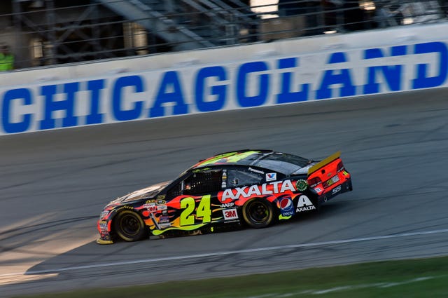 Jeff Gordon prepares to break NASCAR consecutive-starts record