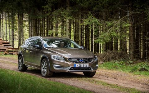 The 2017 Volvo V60 Cross Country T5 has a turbocharged I4 making 240 hp and 258 lb-ft of torque.