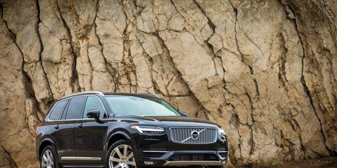 The 2019 Volvo XC90 gets three powertrain options, the most powerful of which is the hybrid.