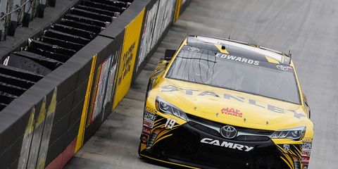 Carl Edwards tries the high side at Bristol Motor Speedway.