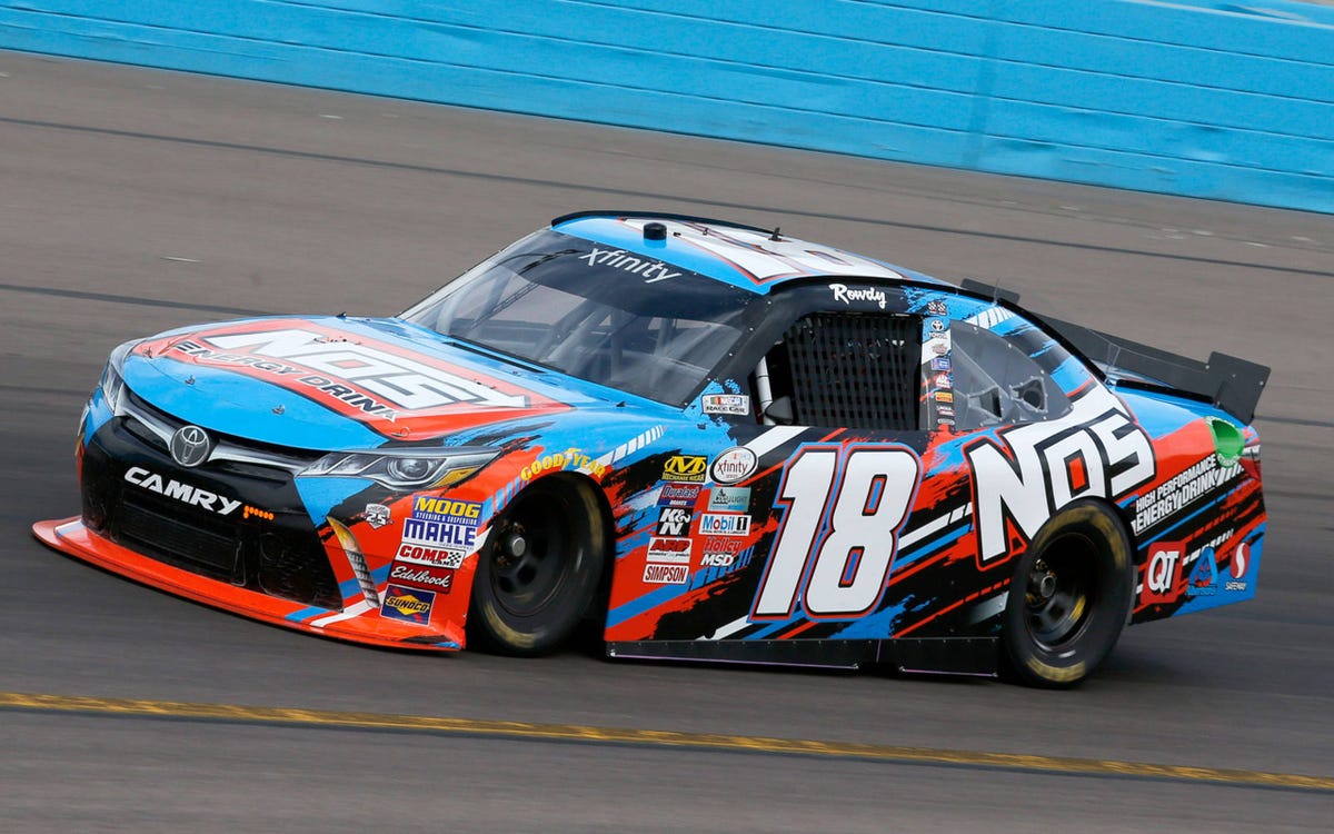 Starting lineup Kyle Busch, Toyota on NASCAR Cup pole at Phoenix