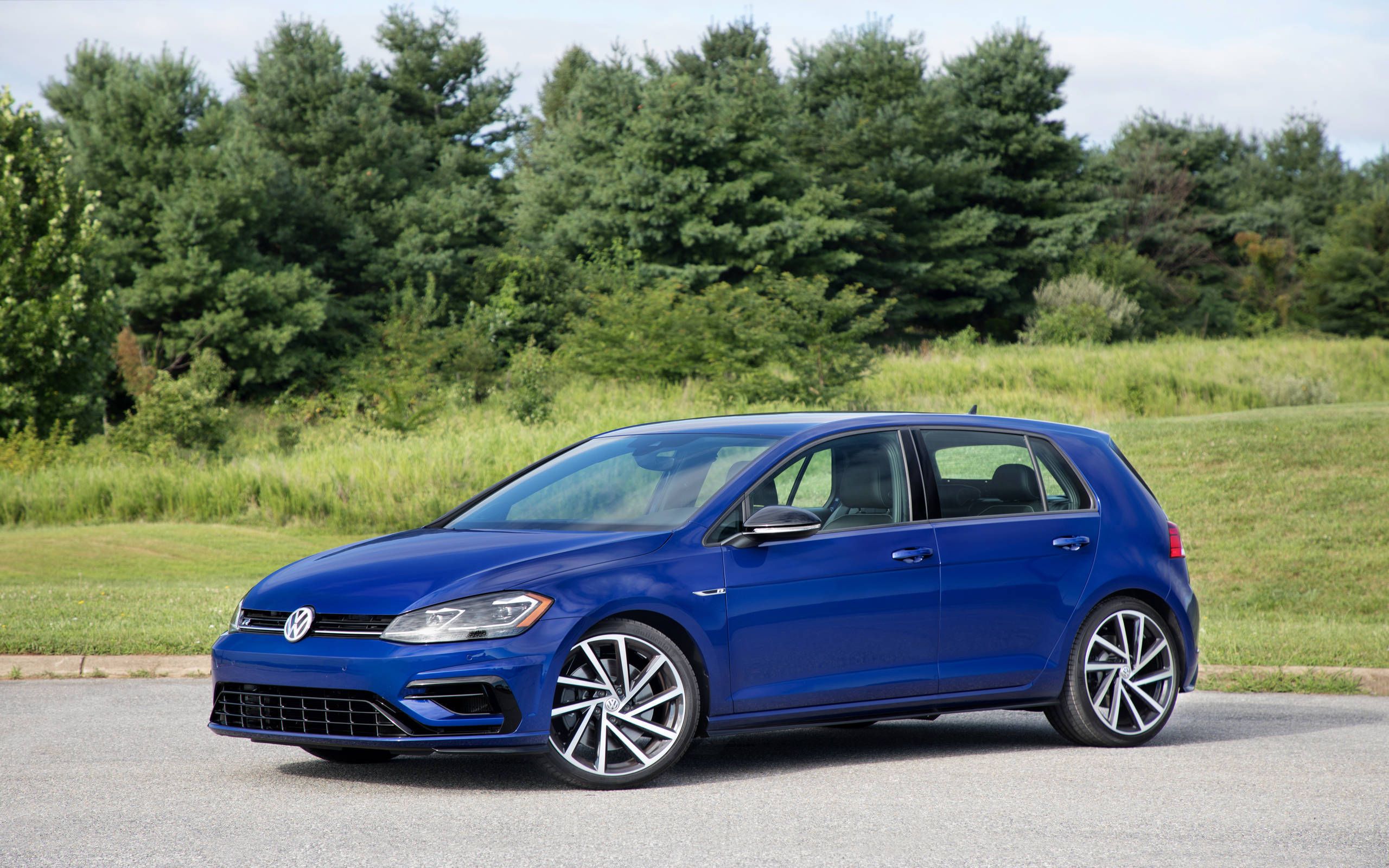 2018 Volkswagen Golf GTI and R first drive: Hustle and flow