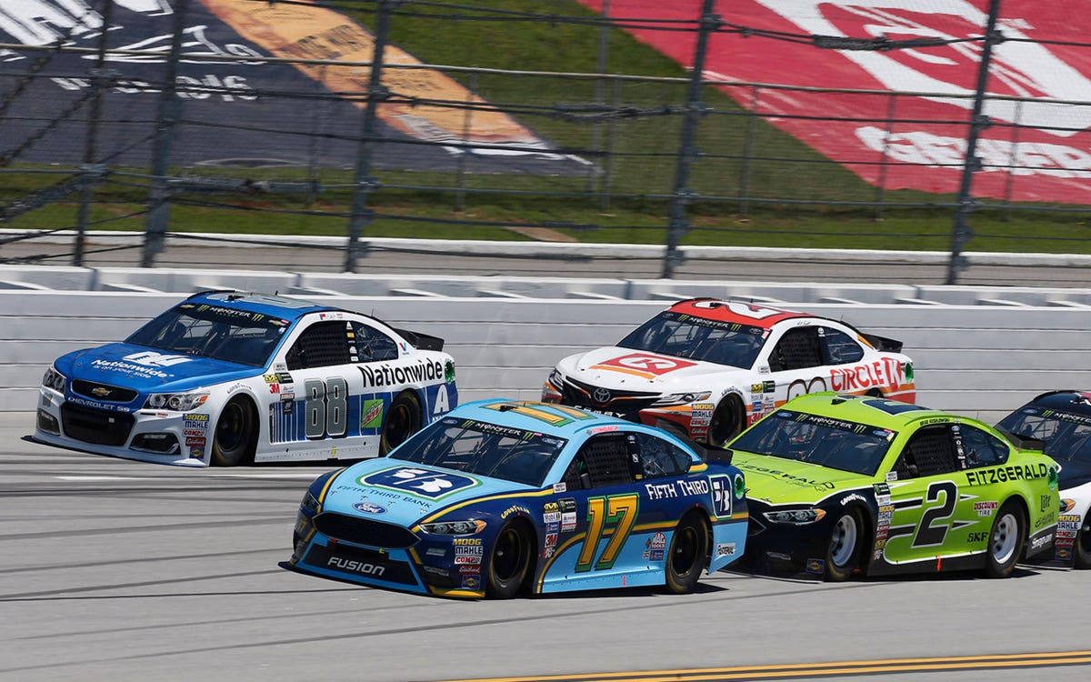 Last Lap Pass Lifts Ricky Stenhouse Jr To Nascar Victory At Talladega