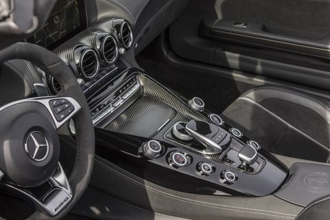 The AMG GT C Coupe comes with AMG ride control, which automatically adapts the damping on each wheel to the driving situation, speed and road conditions.