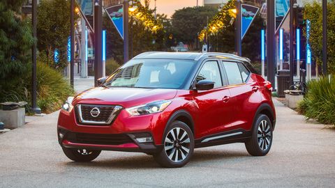 The 2018 Nissan Kicks comes with a 1.6-liter I4 and a continuously variable transmission.