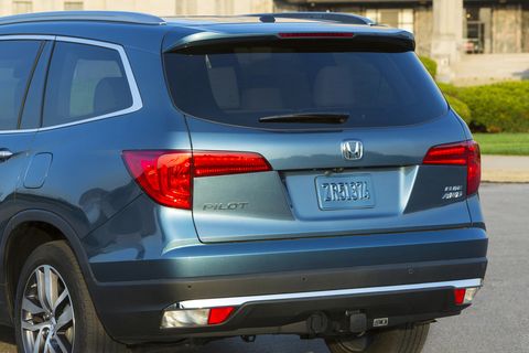 The 2018 Honda Pilot is a three-row crossover with 3.5-liter V6 power.