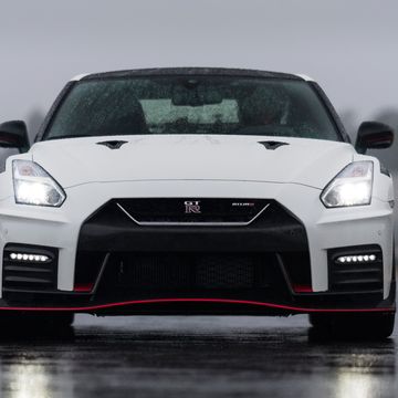 The 2020 Nissan GT-R Nismo delivers 600 hp from its 3.8-liter twin-turbo V6.