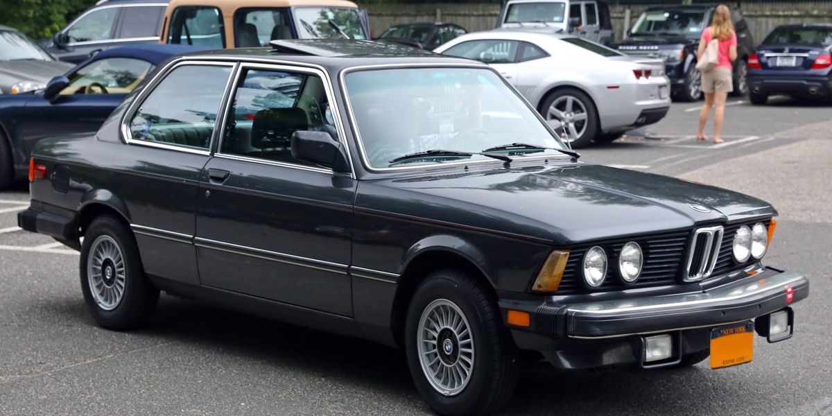  Revisión de manejo del BMW 320i de 1982