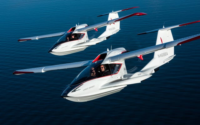 ICON A5 aims to revolutionize flying: We test it