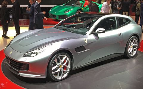 The 2017 Ferrari GTC4Lusso T debuts at the Paris motor show with a turbo V8 and rear-wheel drive.