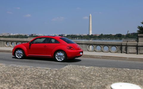 The 2015 Volkswagen Beetle 1.8T comes in at a base price of $27,015.