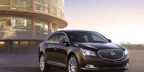 The LaCrosse’s appearance is instantly recognizable as a modern Buick, with LED lighting elements that enhance its technologically advanced presence.