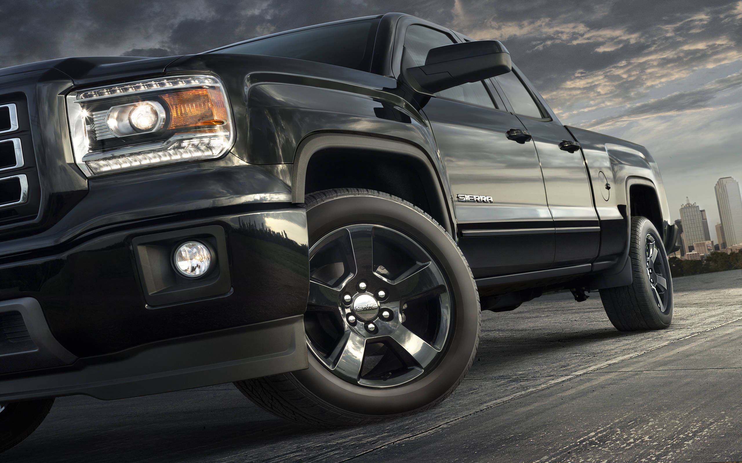 2015 Gmc Sierra 1500 Review Notes: Needs A Few More Features