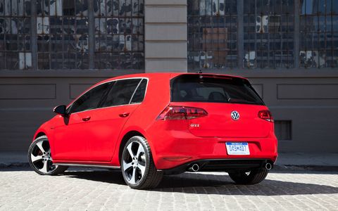 The 2015 Volkswagen Golf GTI SE 4-Door returns an EPA-estimated 28 mpg combined fuel economy but we only managed 22 mpg.