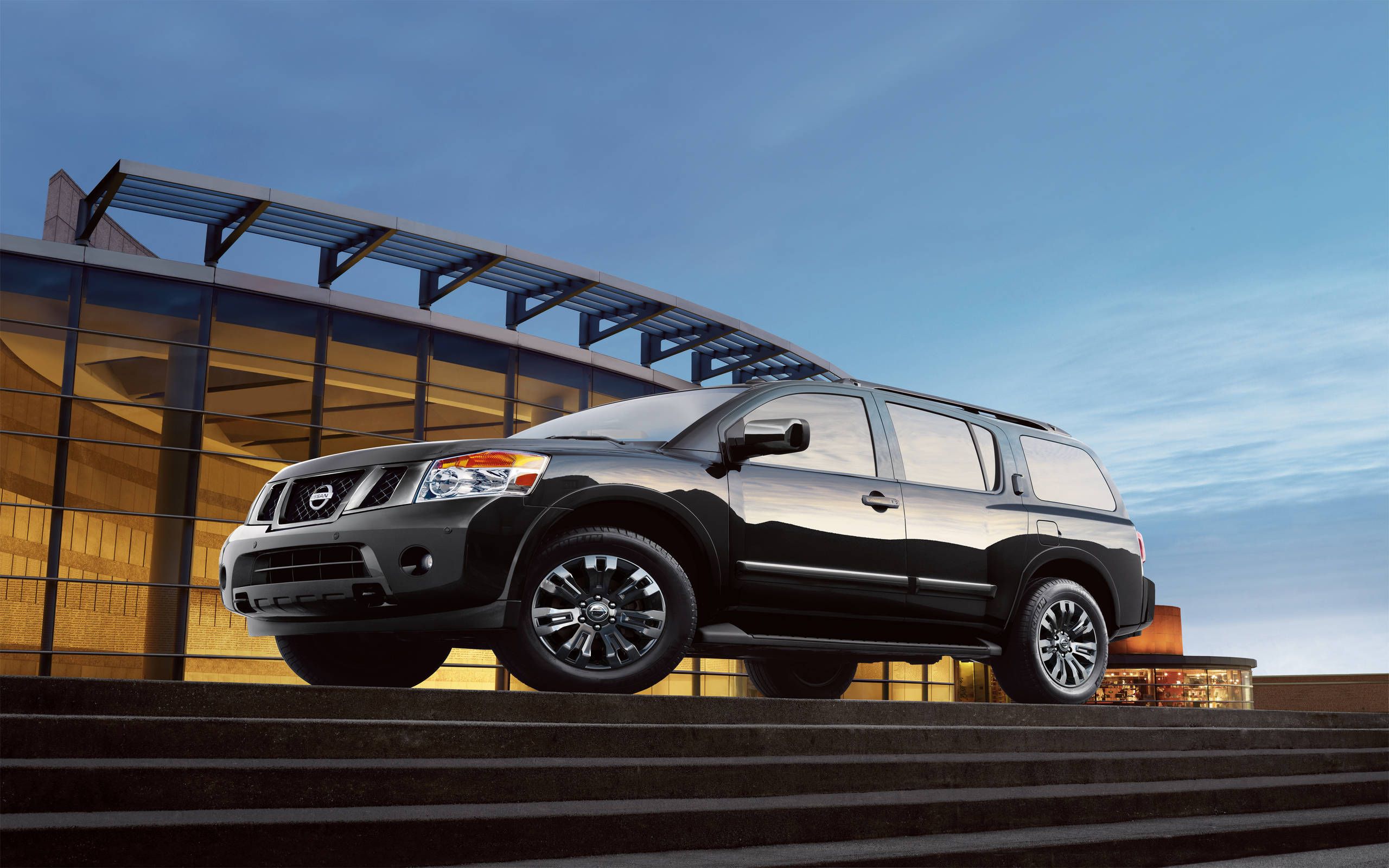 2015 Nissan Armada starts at 39 055