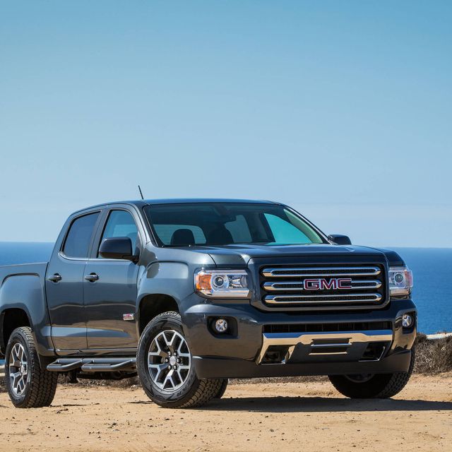 The 2016 GMC Canyon adds a Duramax turbodiesel option, set to roll out later this year.