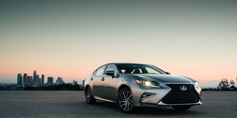 The Lexus ES350 has a 268-hp V6 returning 30 mpg on the highway.