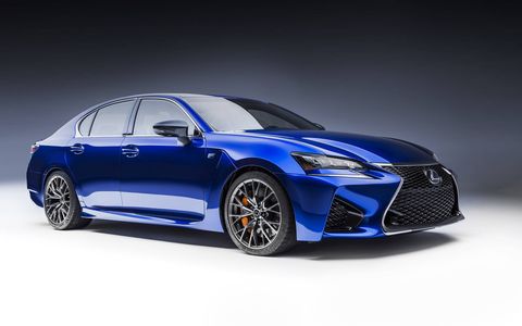 Packing a 467-hp 5.0-liter V8, the performance-oriented 2016 Lexus GS F sedan has made its official debut at the 2015 Detroit auto show.