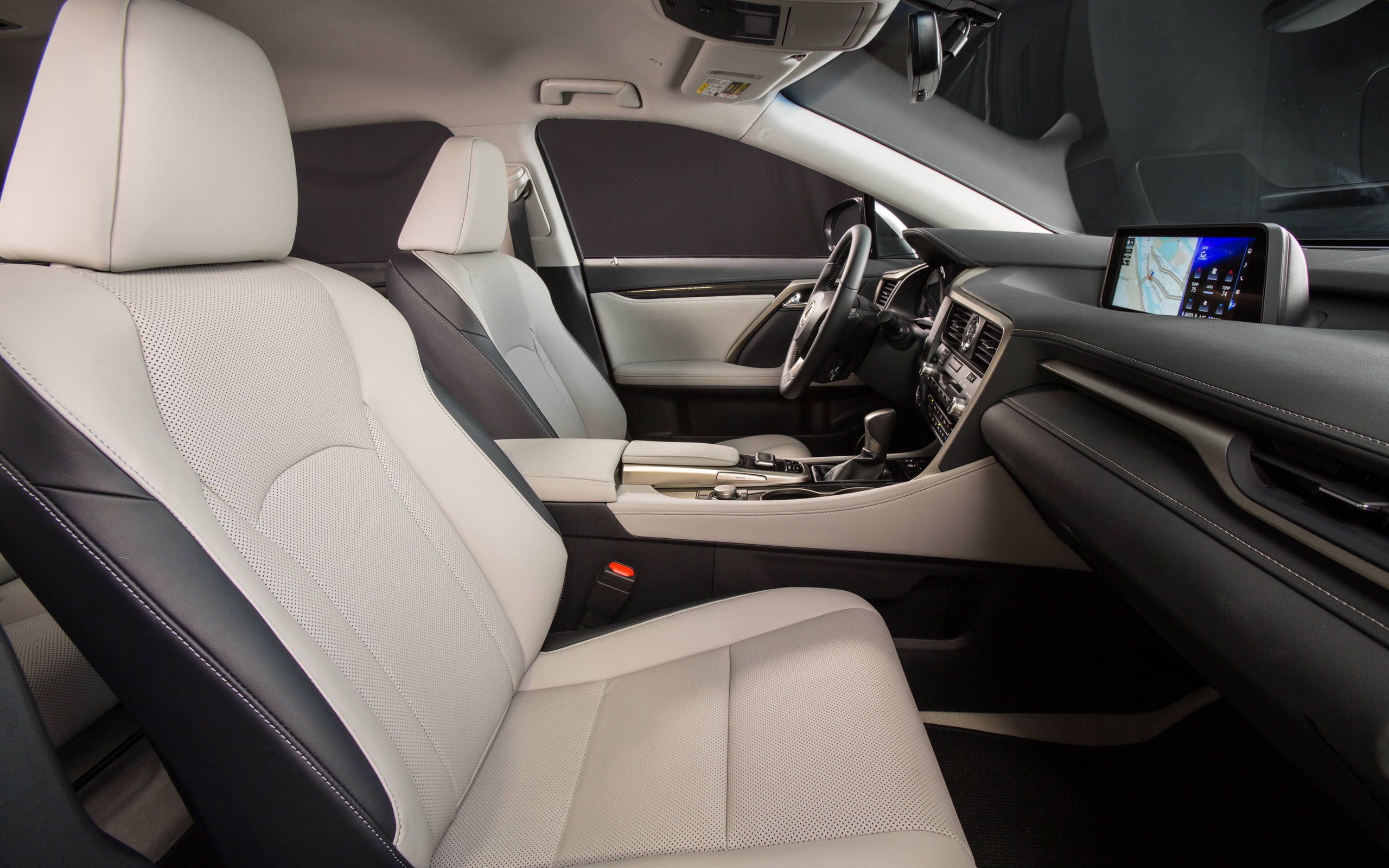 Gallery: 2017 Lexus Rx350 Interior