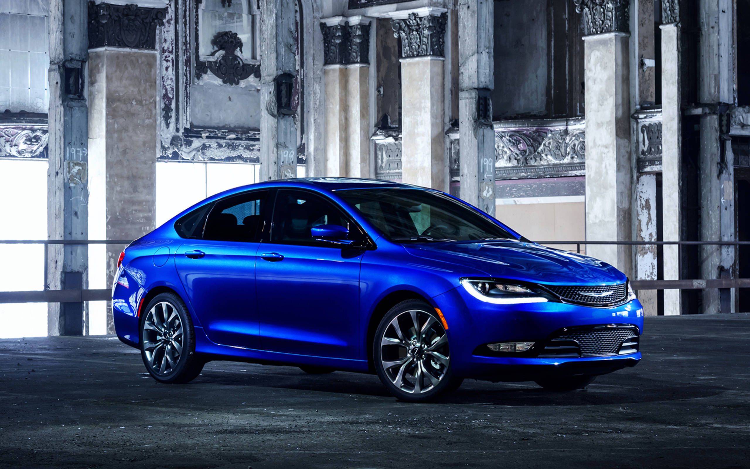 Chrysler 200