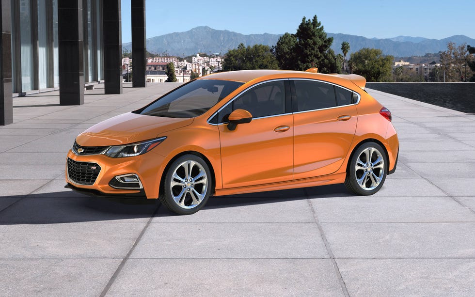 Chevrolet Cruze sedã traz novidades no modelo 2018