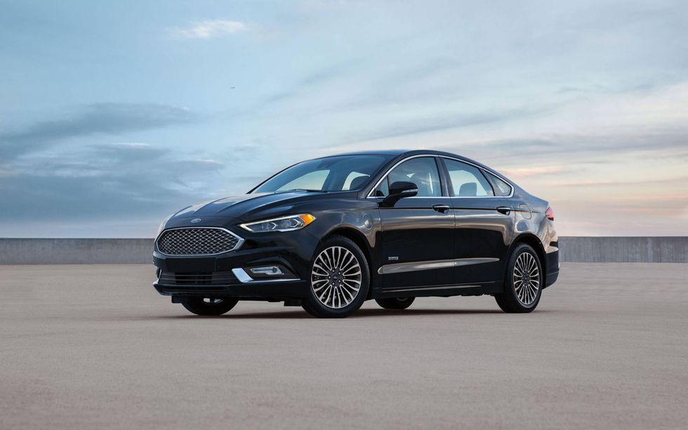 2016 Ford Fusion Energi Review & Ratings