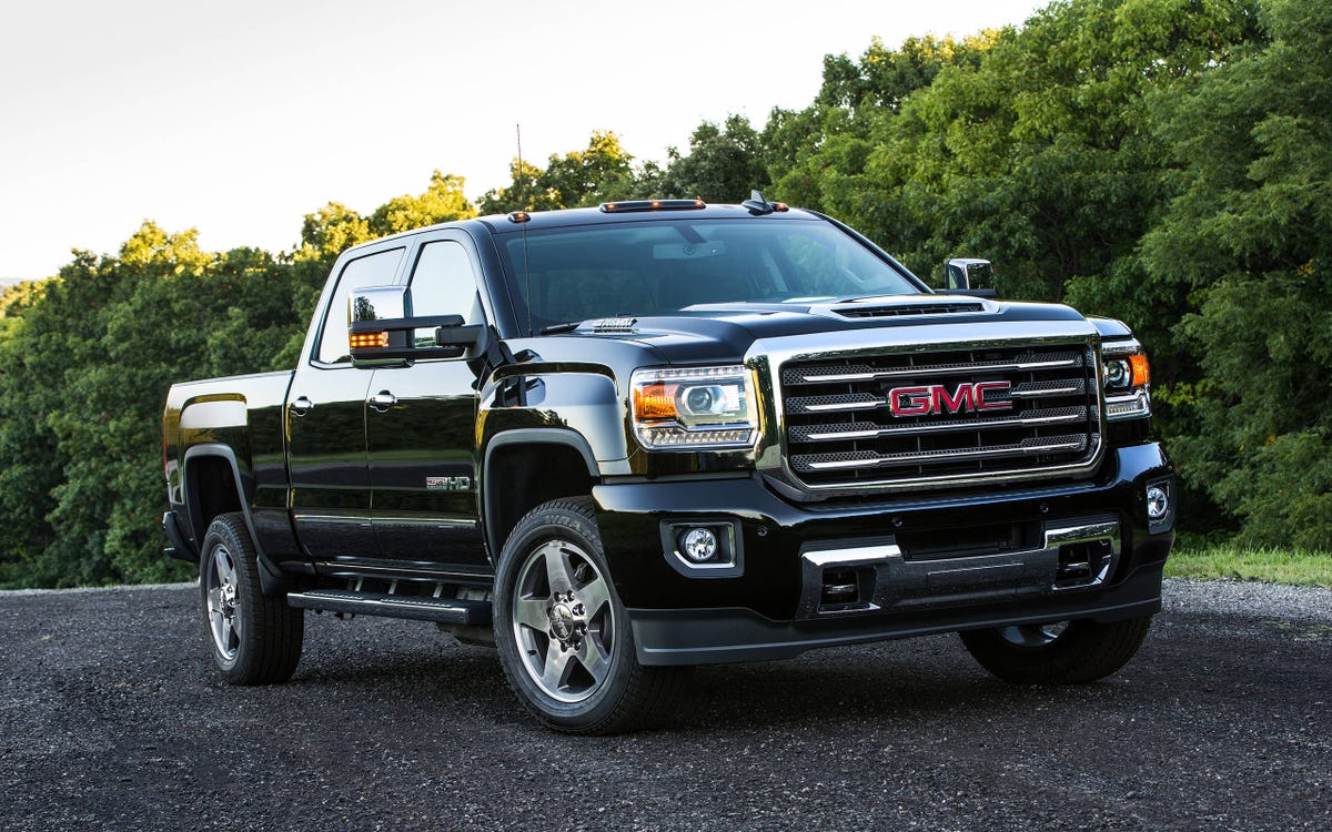 Gallery: 2017 GMC Sierra 2500 HD with All Terrain X package