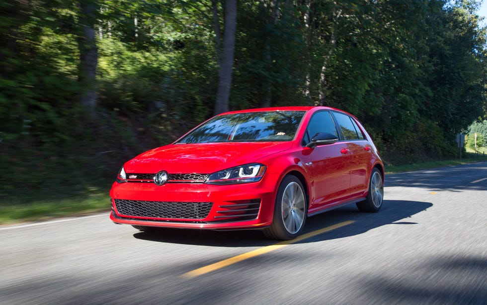 The new Golf GTI is the first U.S.-market vehicle built on Volkswagen’s MQB modular platform.  The unitary construction chassis has two solid-mounted subframes with bolt-on front fenders, and utilizes technologies such as the laser clamp welder, which produces “wobble seam” welds in a wave pattern to maximize strength in a limited space, offering up to four times the strength of a traditional spot weld.