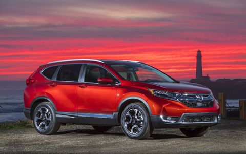 The 2017 Honda CR-V gets a choice of a 2.4-liter inline four or an all-new 1.5-liter turbocharged four.