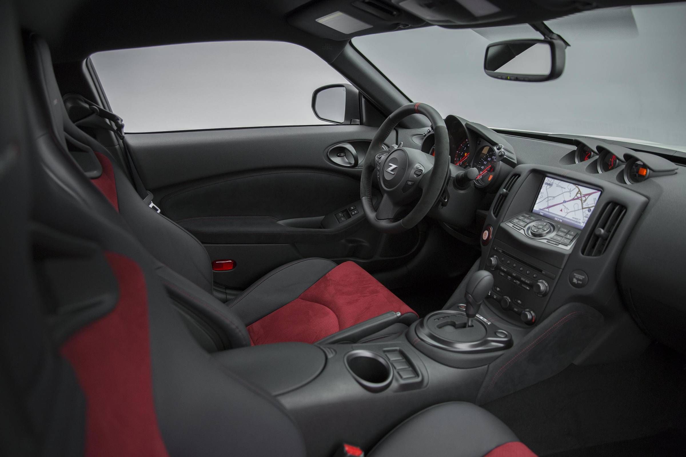 Nissan 370z Nismo Interior