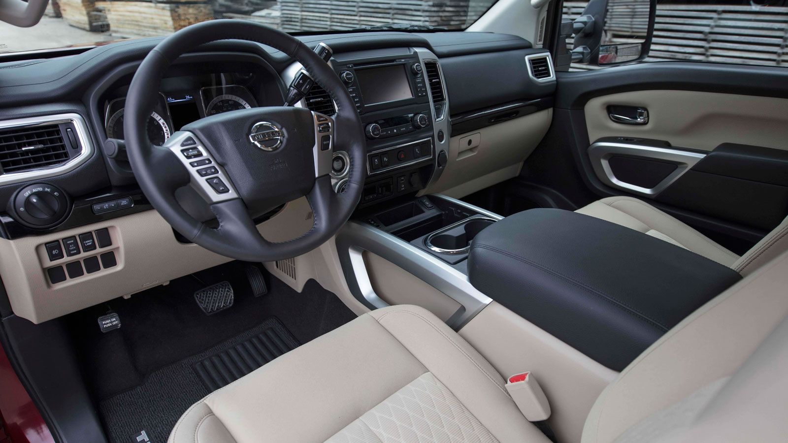 Share 138+ nissan titan interior - tnbvietnam.edu.vn